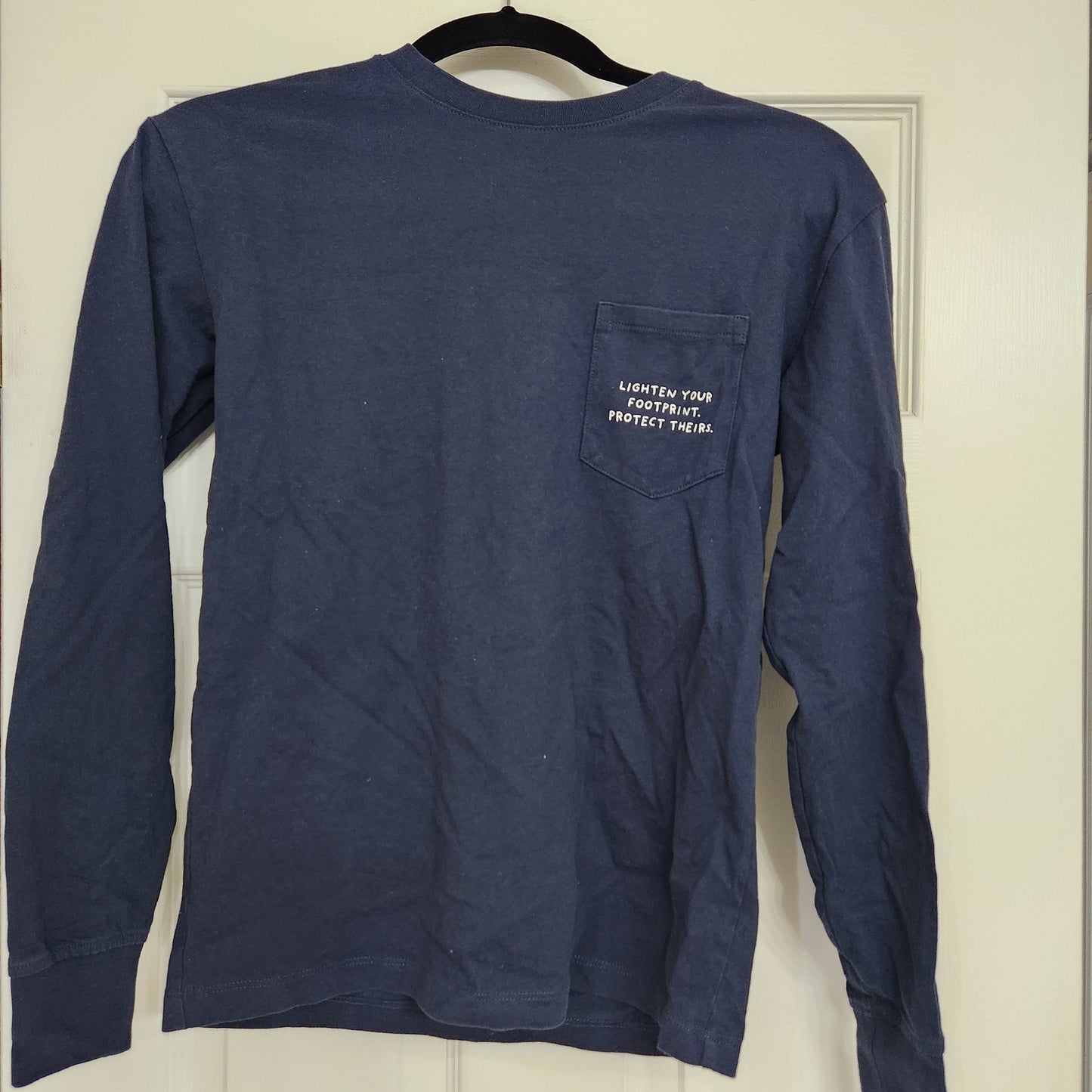 #142 Ivory Ella XS Long Sleeve Navy Logo Elephant Tee
