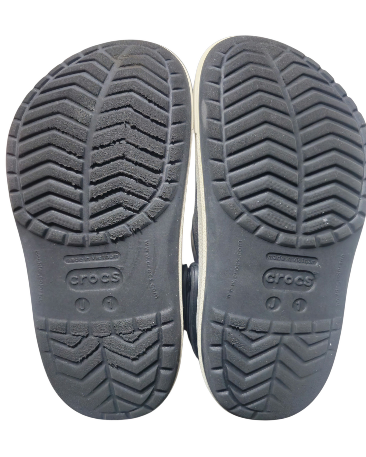 #89 Kids 1J Crocs | Crocband Clog - black/white VGUC