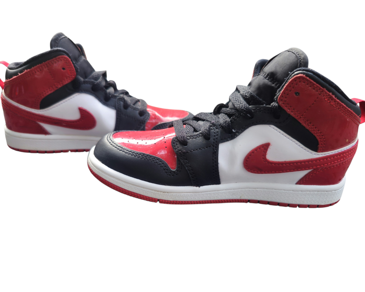 #89 Boys 2Y Nike | Air Jordan 1 Mid Patent leather Bred Toe GS - black/white/varsity red LIke New