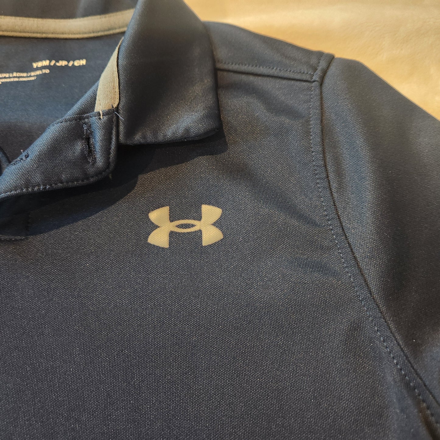 #142 Under Armour YS Youth Small Dry Fit Style Navy Polo Shirt