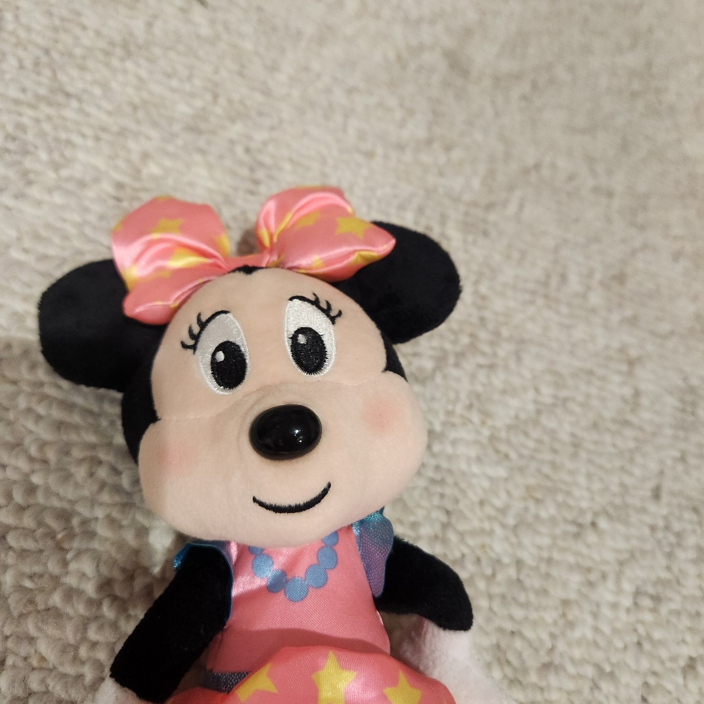 #142 Disney Junior Star Minnie Mouse 9-Inch Bean Plush
