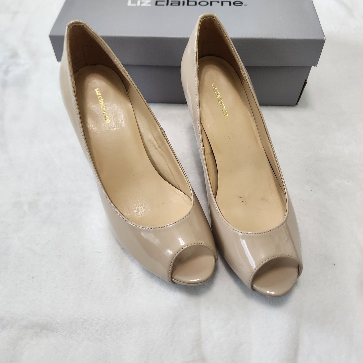 REDUCED!! #104 Liz Claiborne Ramona  Sz 8 Peep-Toe Nude Pumps High Heels