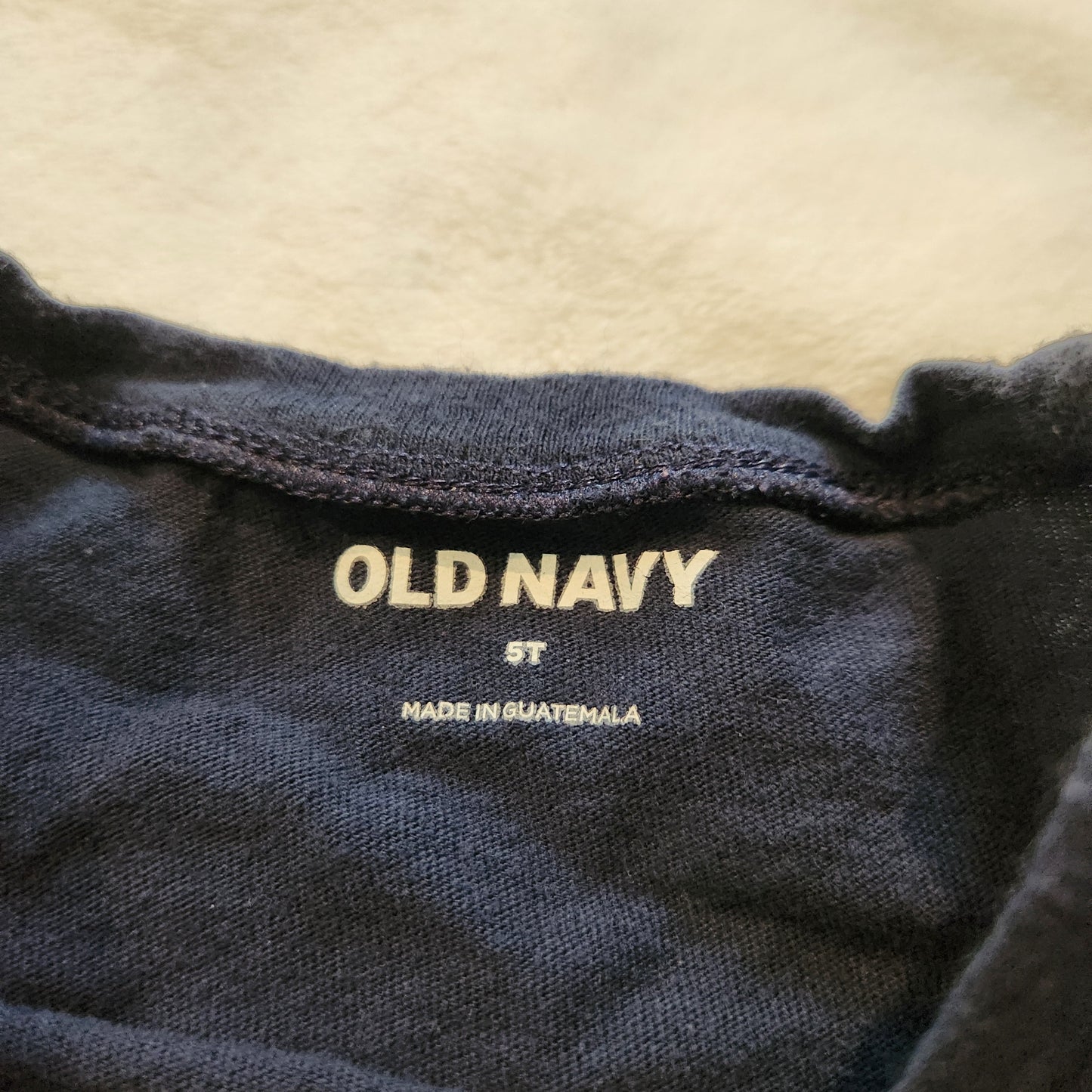 REDUCED #142 Baby Gap & Old Navy 5T Long Sleeve Tee Bundle Of 2