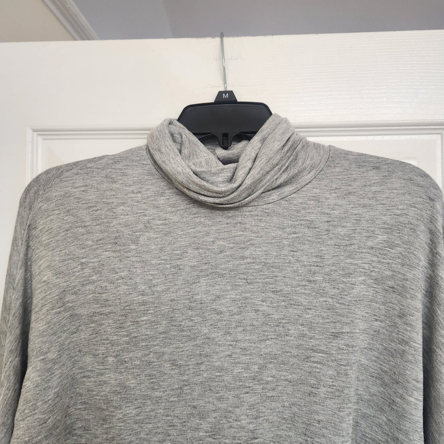 REDUCED #142 Madison & Berkeley XS Hi Lo Turtleneck Sweater
