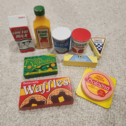 #142 Melissa and Doug Wooden Fridge Food Set