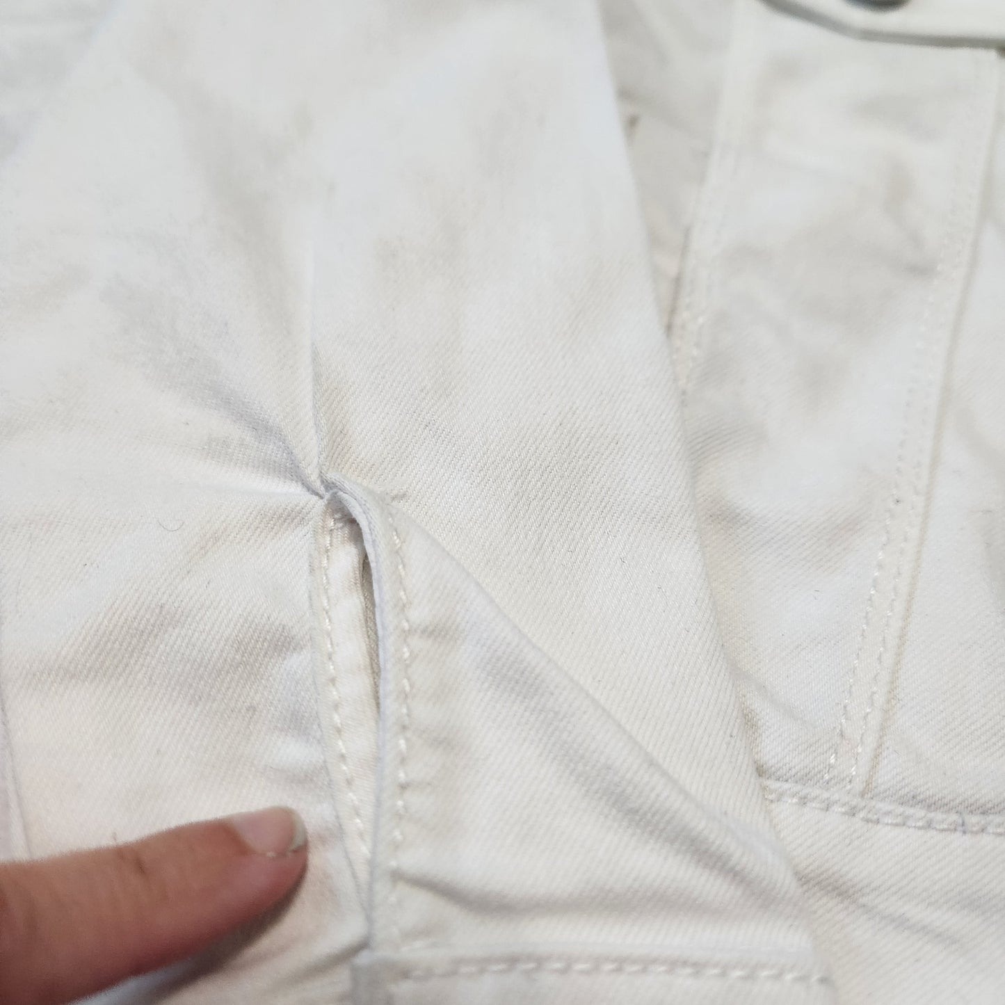 REDUCED #142 Gymboree 5/6 White Denim Jean Jacket