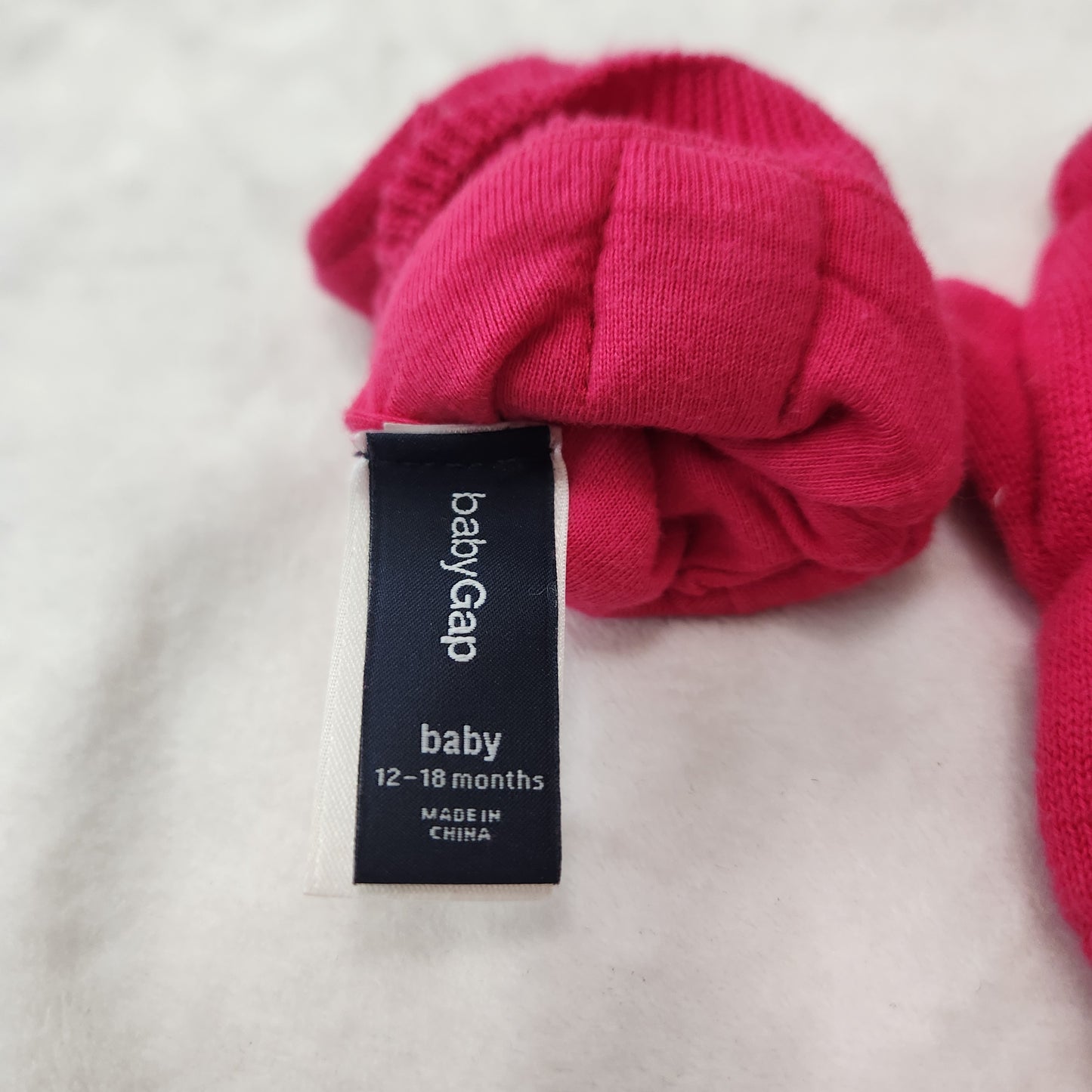#142 Baby Gap 6-12 / 12-18 Mths Hat & Mittens