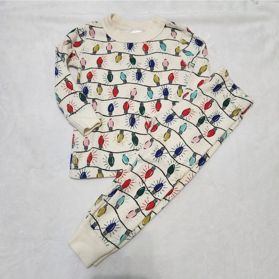 #142 Hanna Andersson 2T Holiday Christmas Lights PJs
