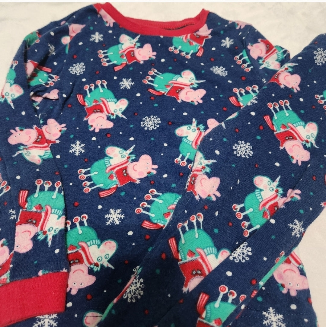#142 Peppa Pig 3T-4T Christmas 2 Piece Pajama Set