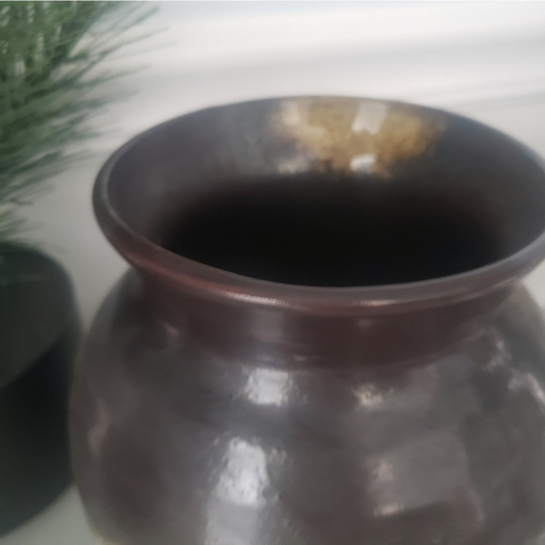 #142 Decorative Floral Clay Pottery Set of 2 Pots Vases