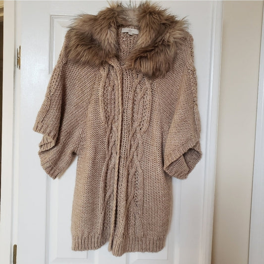 REDUCED #142 Ann Taylor Loft Med Faux Fur Trim Cardigan Sweater