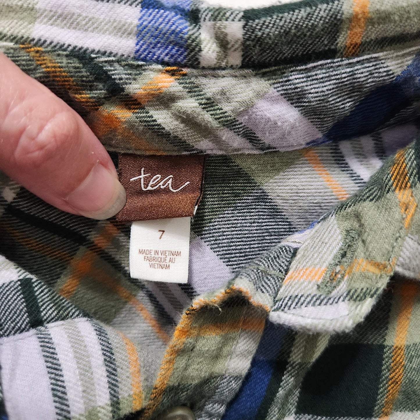#142 Tea Collection Sz 7 Plaid Flannel Button Down Shirt