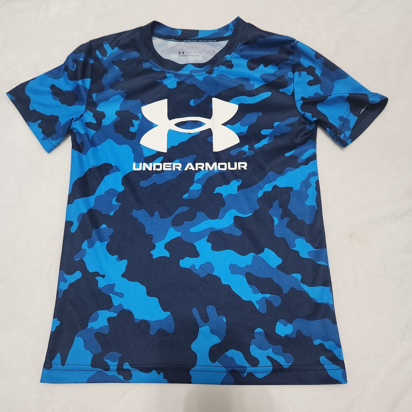 #142 Under Armour Sz 7 / Small Lot Dri Fit Tee Bundle Of 3