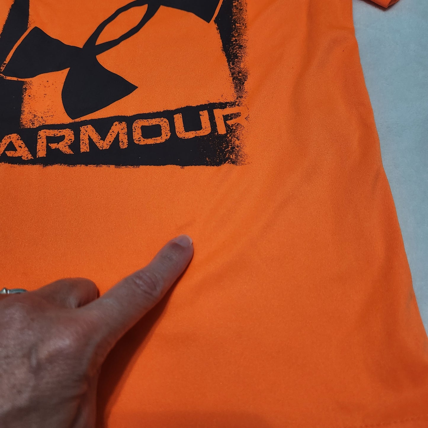 #142 Under Armour Sz 7 / Small Lot Dri Fit Tee Bundle Of 3