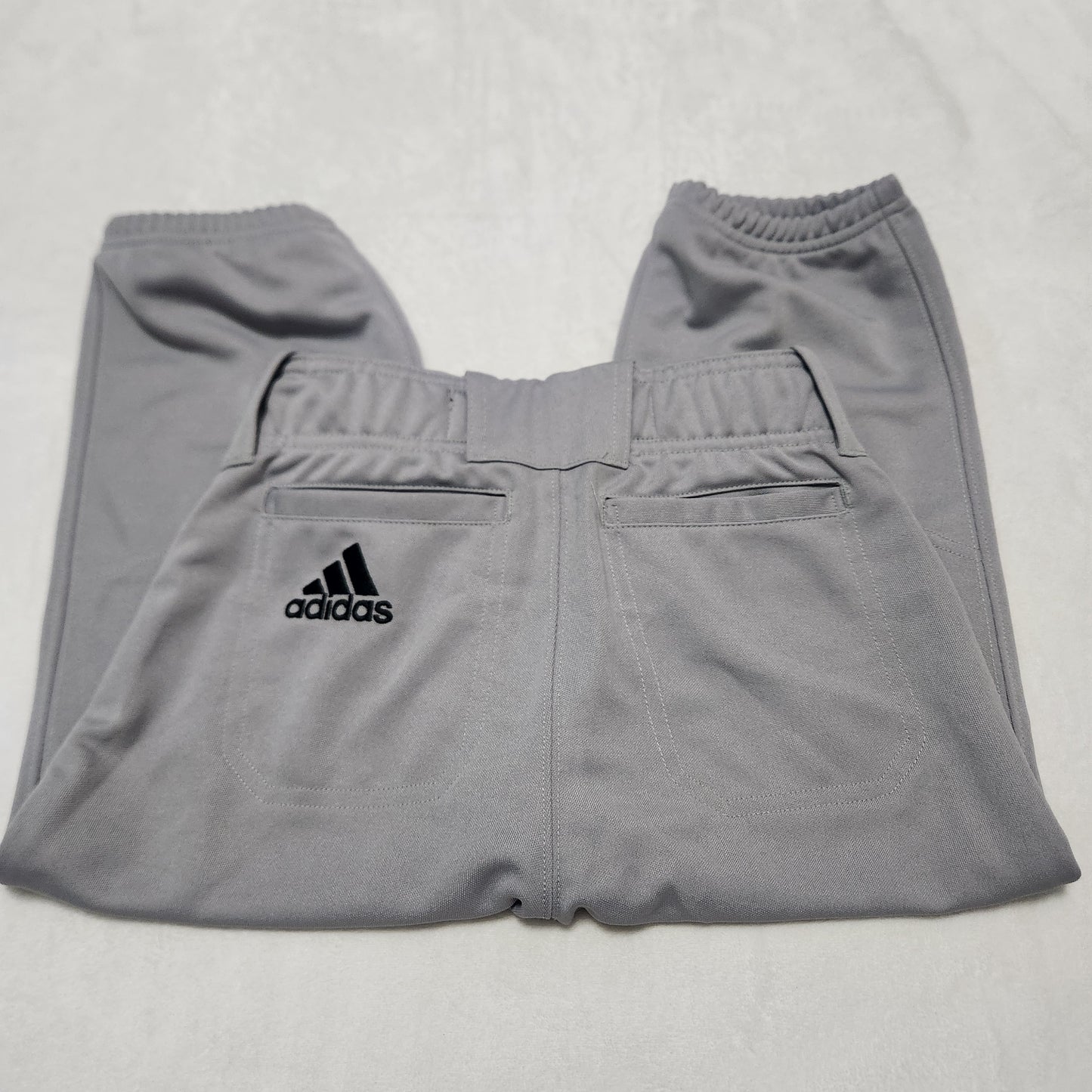 #142 NWOT Adidas Medium 11-12 Gray Baseball Cropped Jersey Pants