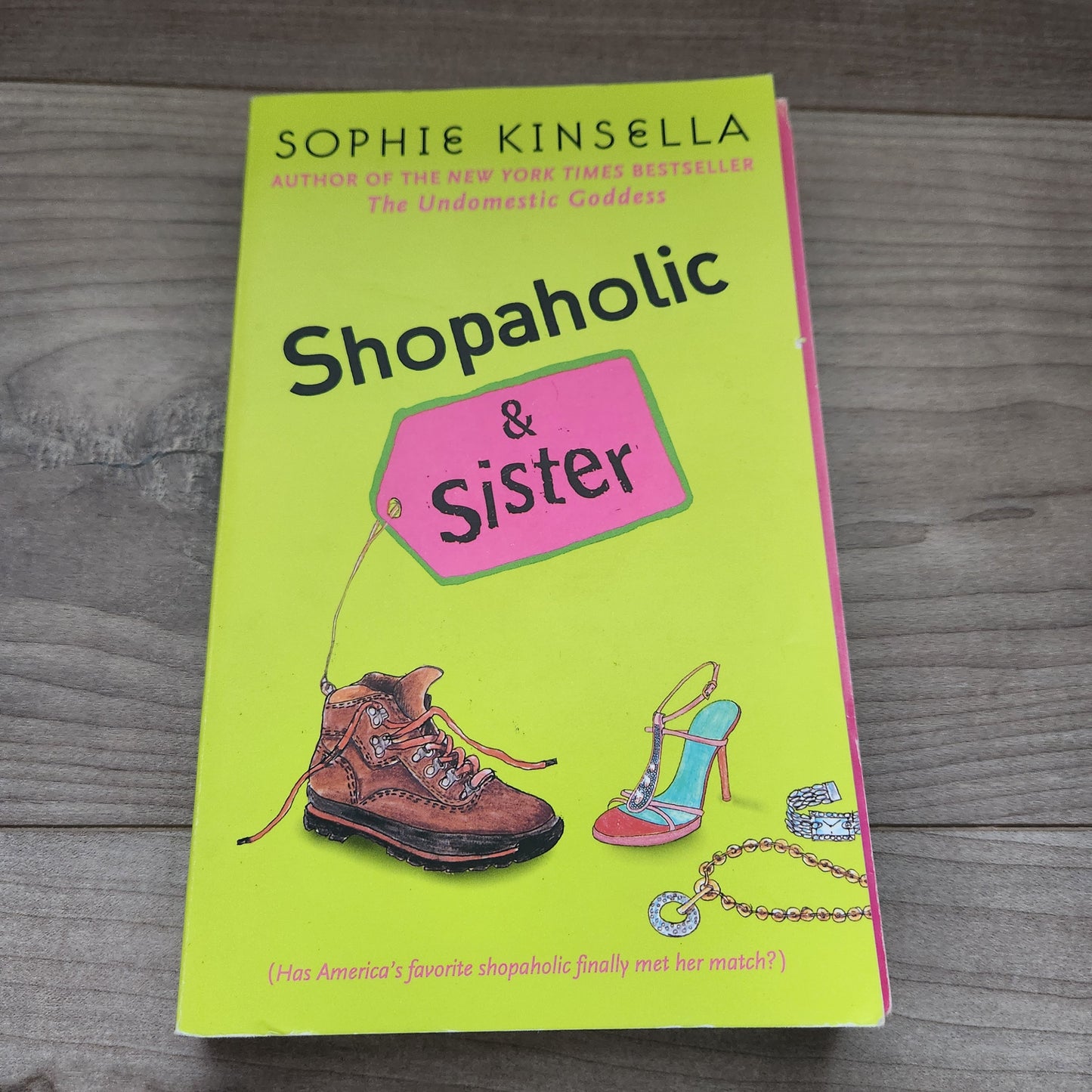 #142 Lot of 3 Sophie Kinsella Novels Books Paperbacks Confessions of a Shopaholic Series