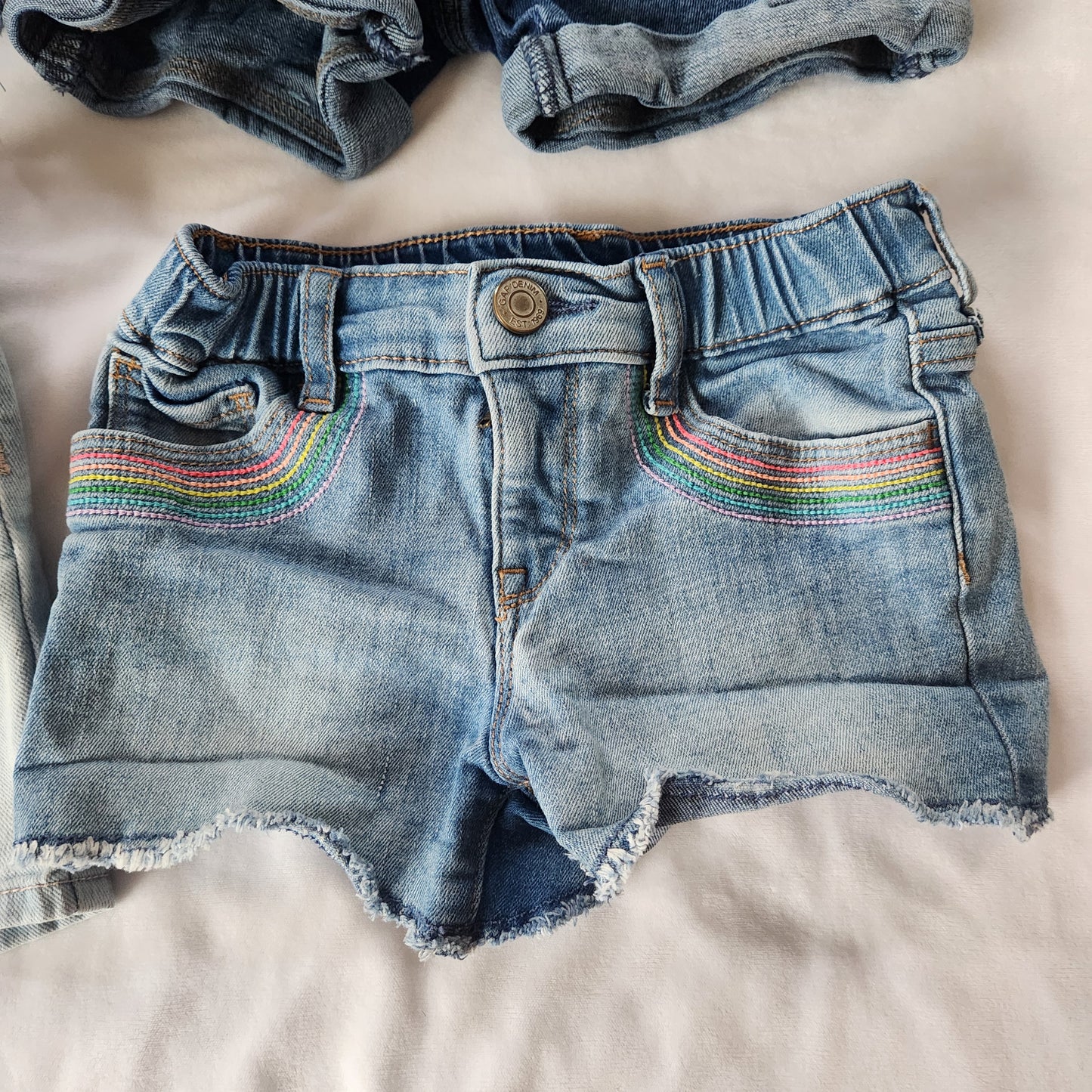 #104 Baby Gap and Old Navy 5T Denim Jean Shorts Bundle