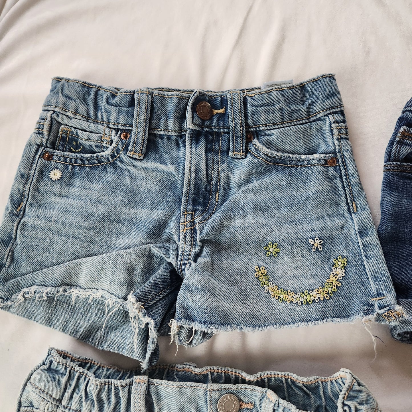 #104 Baby Gap and Old Navy 5T Denim Jean Shorts Bundle