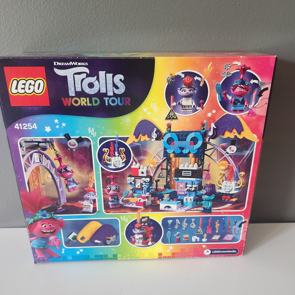 #167 NWT LEGO Trolls World Tour Volcano Rock City Concert Stage Playset 387 Pieces