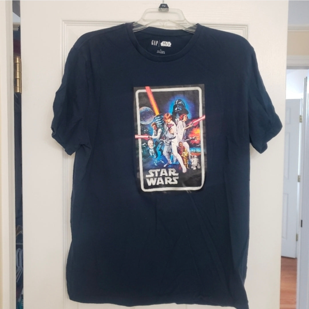 #104 Star Wars x Gap Large Old School Graphic Picture Tee