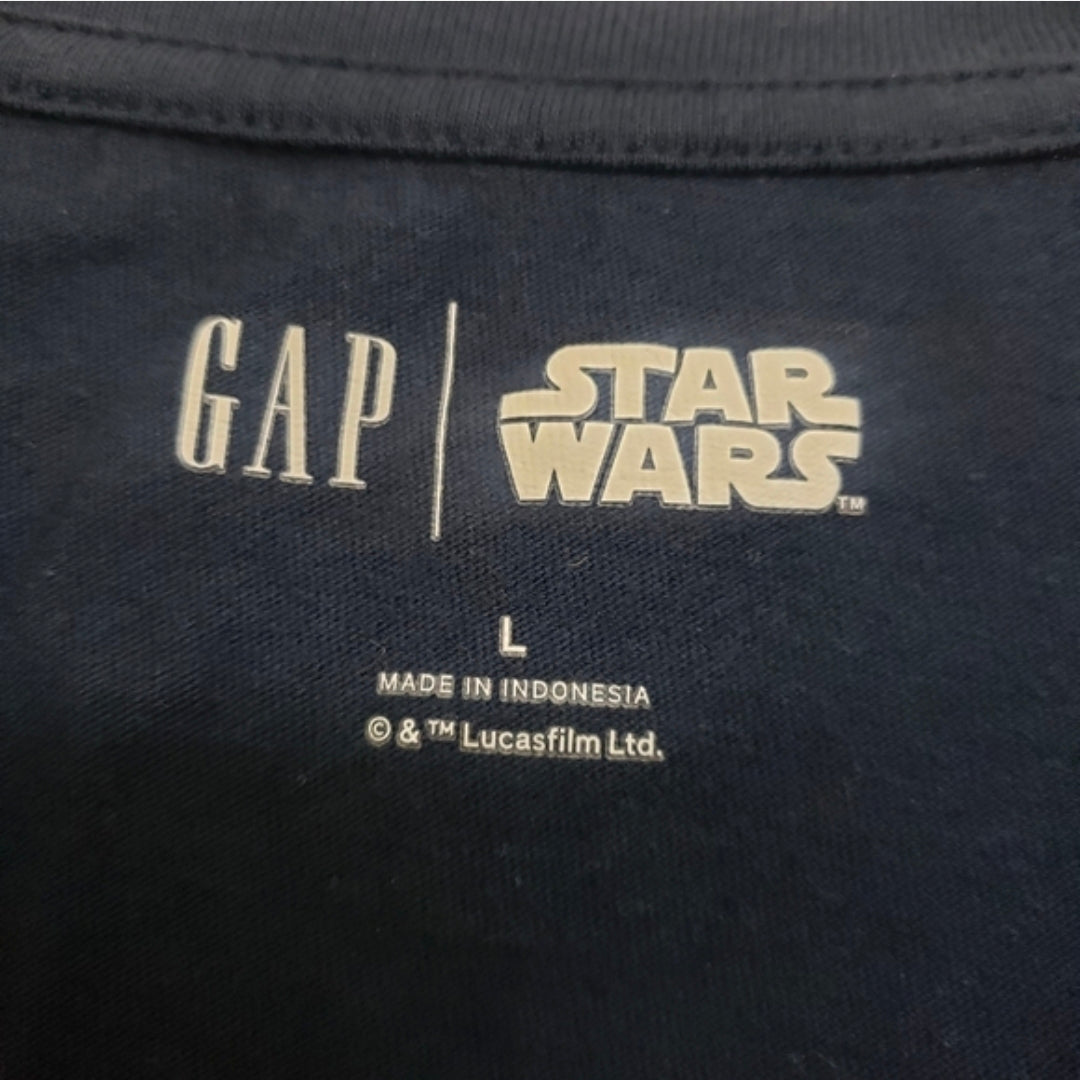 #104 Star Wars x Gap Large Old School Graphic Picture Tee