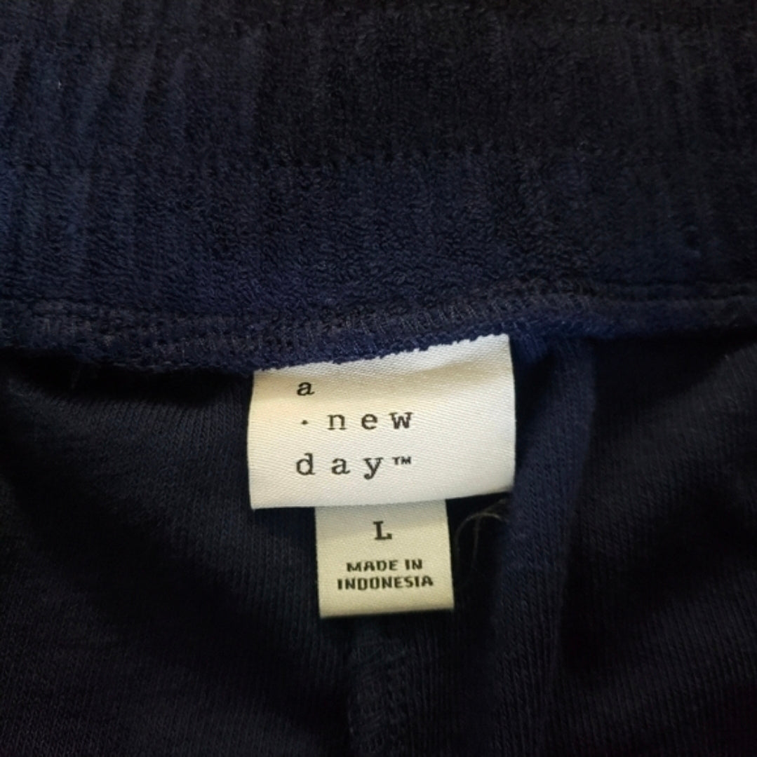 REDUCED!! #104 NWT A New Day Large Terry Cloth Navy Shorts