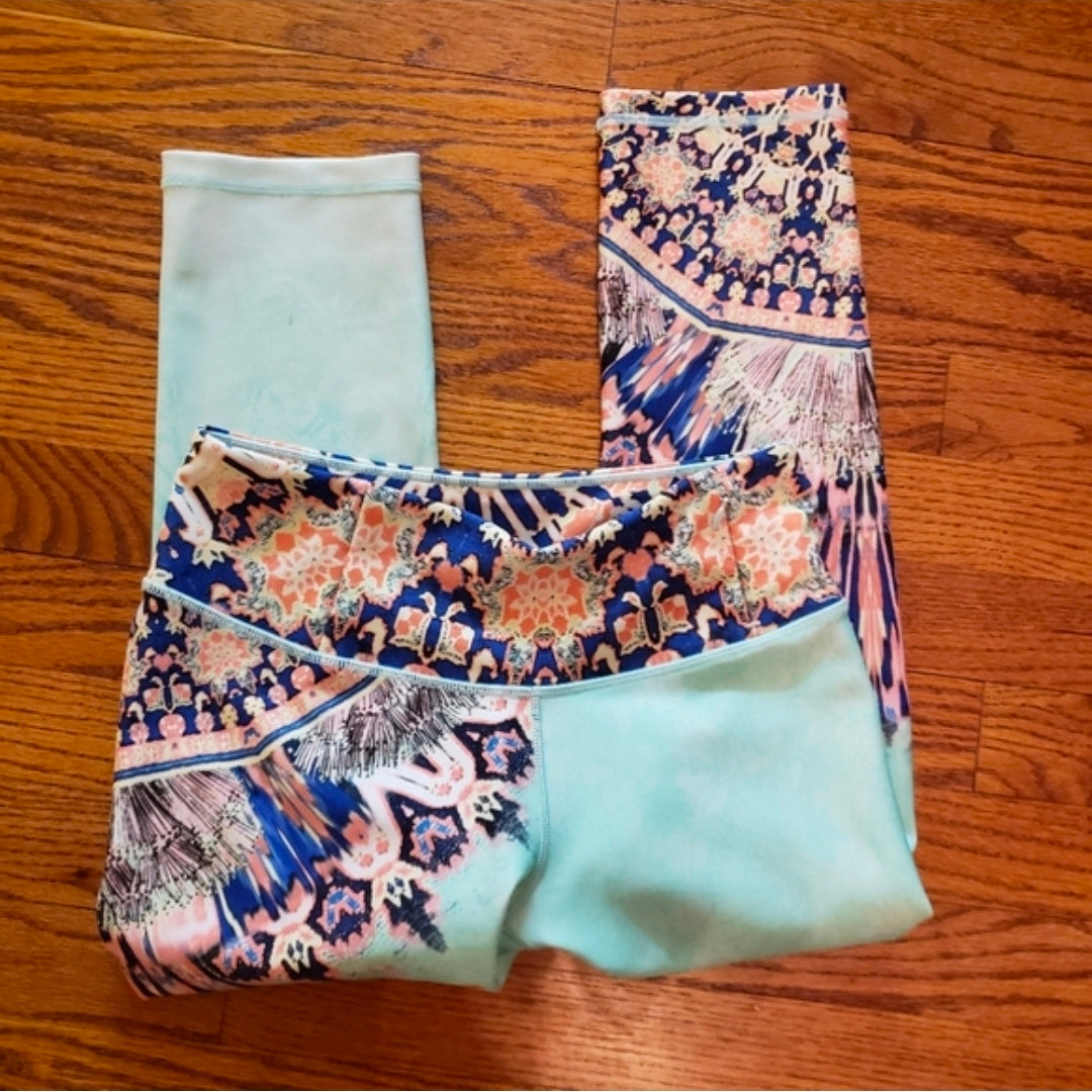 REDUCED!! #104 Calia by Carrie Underwood Small Limited Edition Havana Boho Leggings