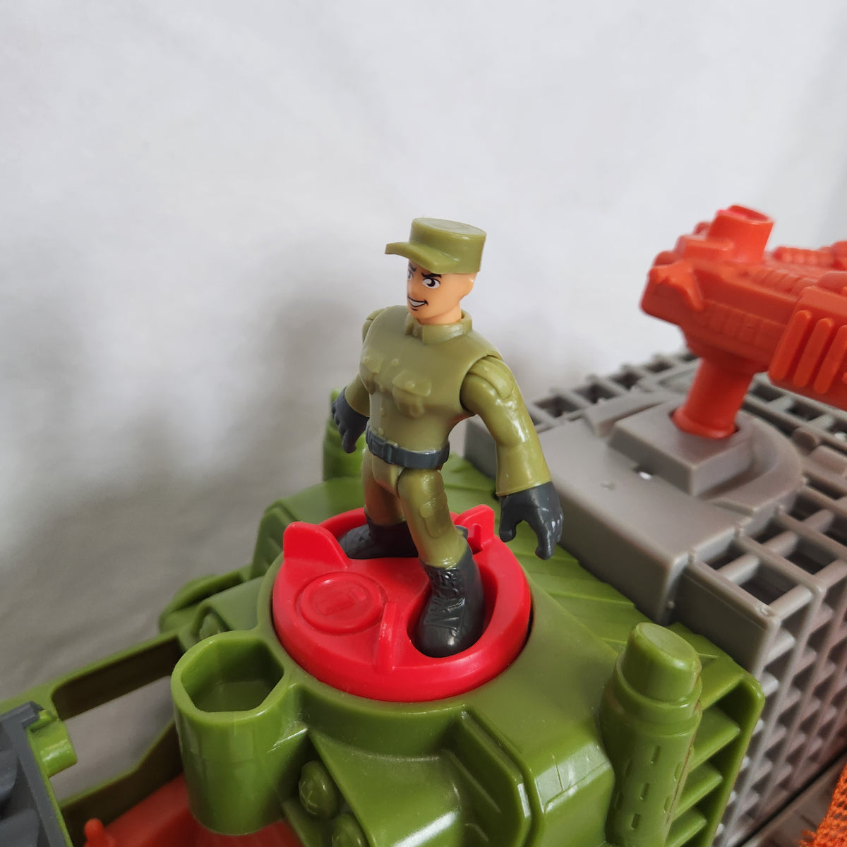 #167 Fisher-Price Imaginext Jurassic World Dinosaur Hauler