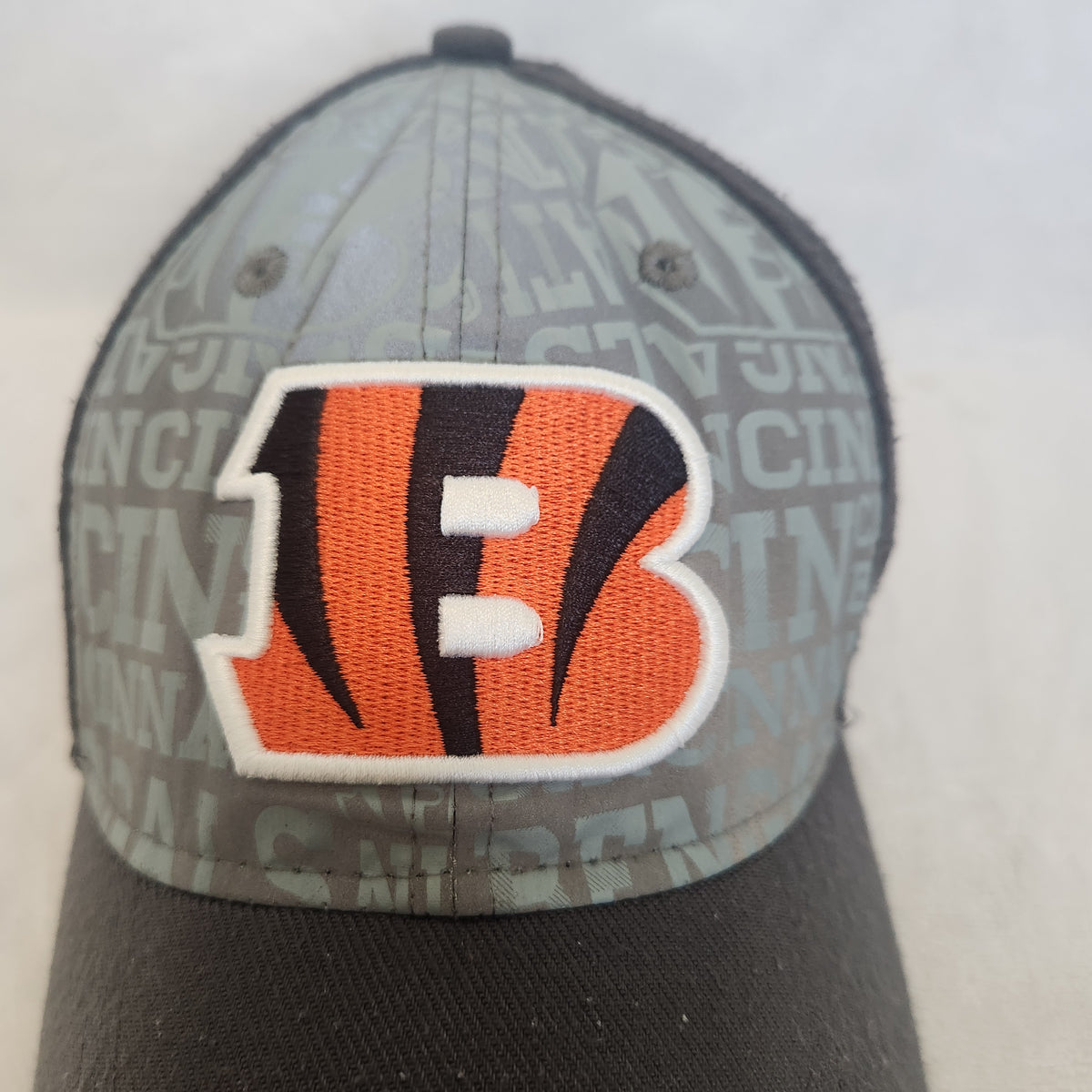 #167 NFL Cincinnati Bengals New Era 39Thirty Baseball Cap Small/Medium
