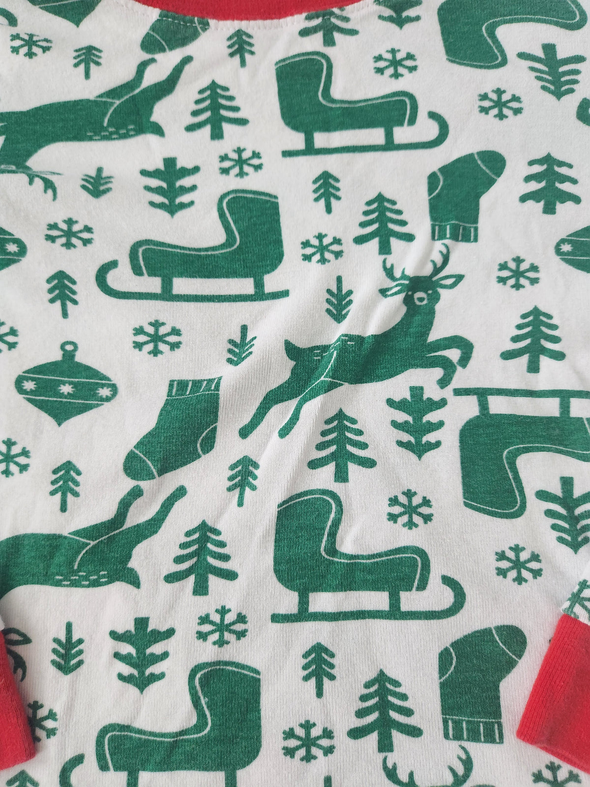 #167 Carter's Sz 8 Holiday Christmas Kids Pajama Set