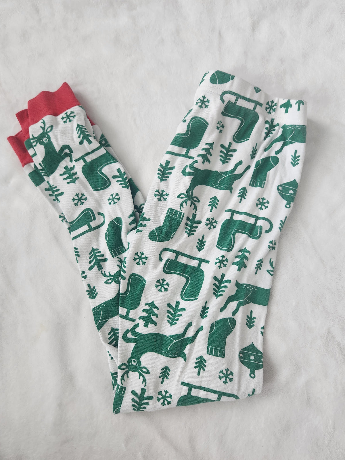 #167 Carter's Sz 8 Holiday Christmas Kids Pajama Set