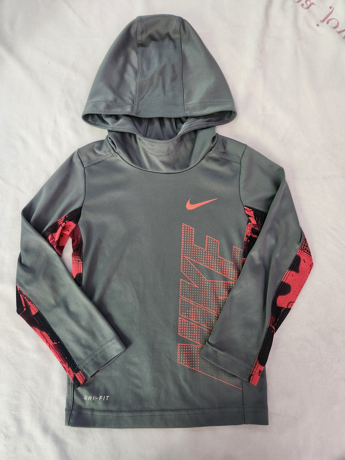 #167 Nike 3-4 Dri Fit Long Sleeve Hooded Tee