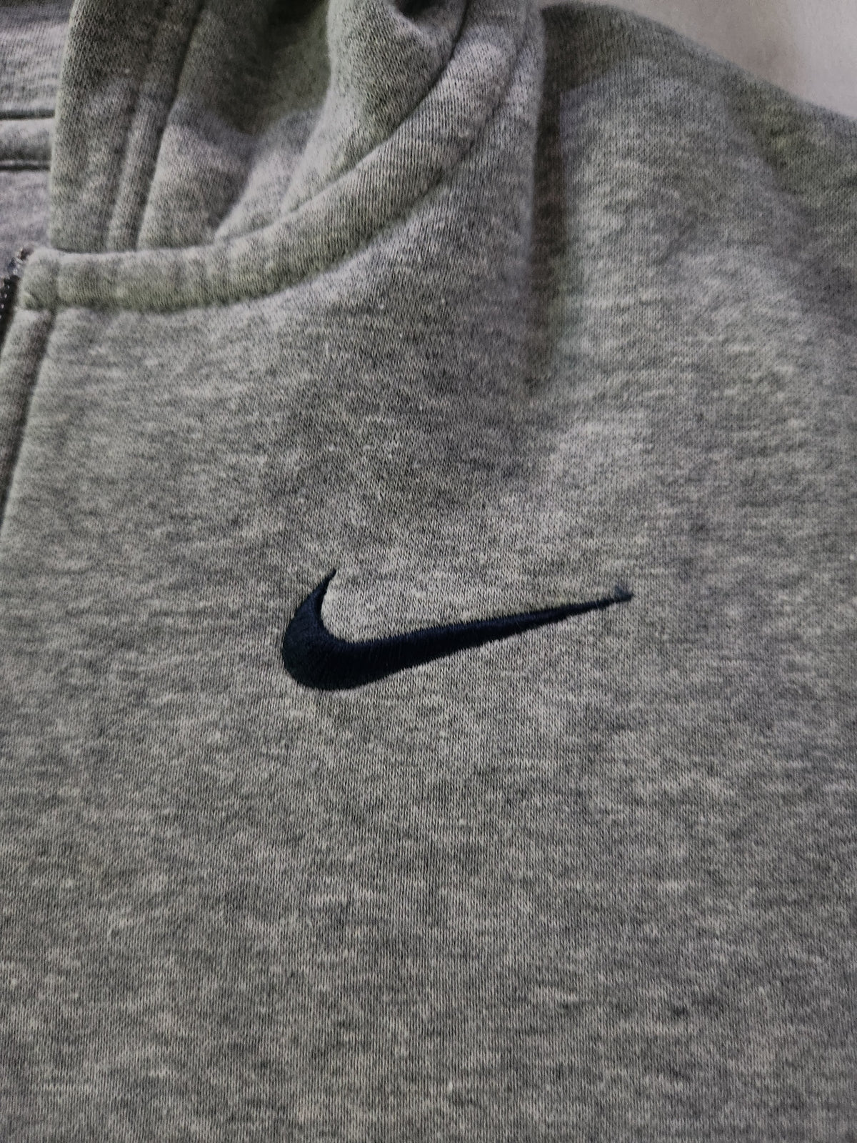 #167 Nike Youth Small Gray Hooded Zip Up Sweatshirt