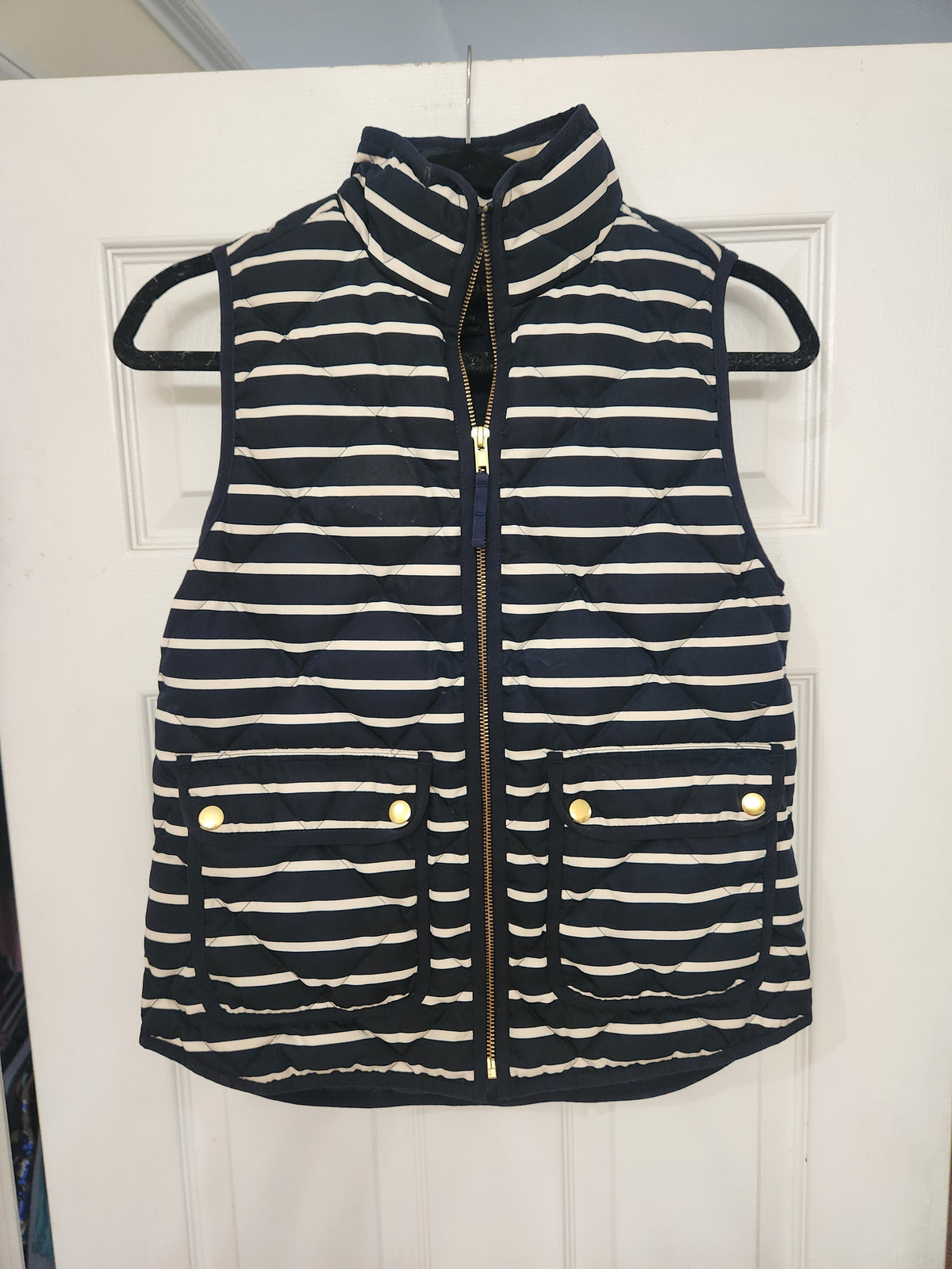 #167 J. Crew XS Navy Excursion Striped Quilted Puffer Vest