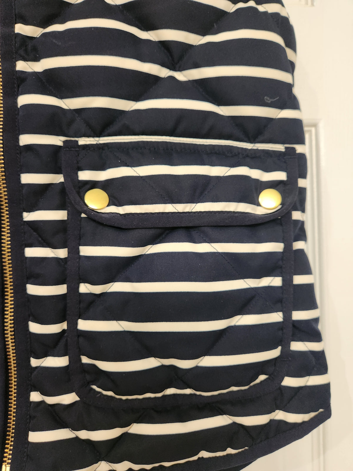 #167 J. Crew XS Navy Excursion Striped Quilted Puffer Vest