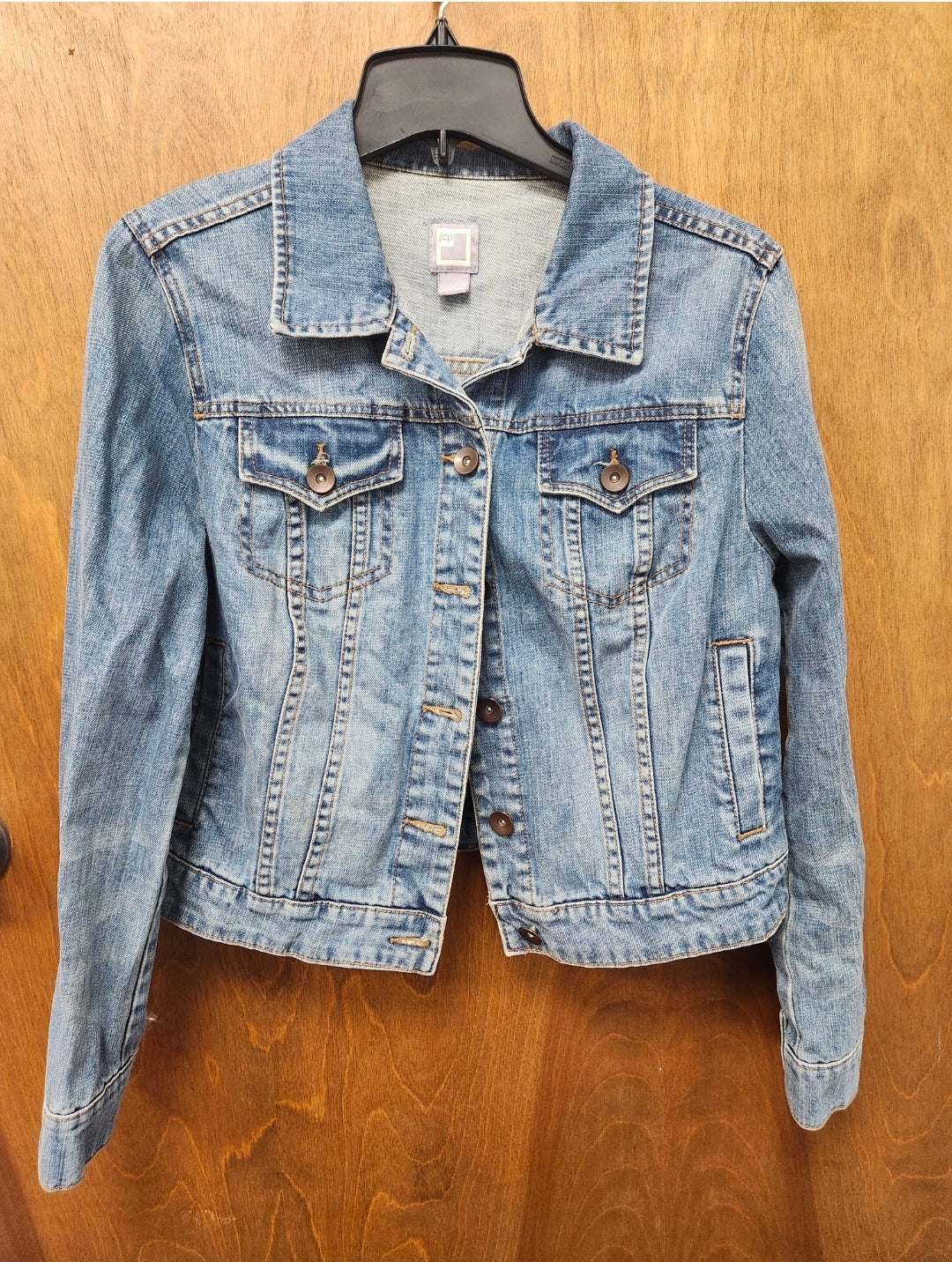 #167 JC Penny's Womens Large Classic Light Blue Denim Jacket