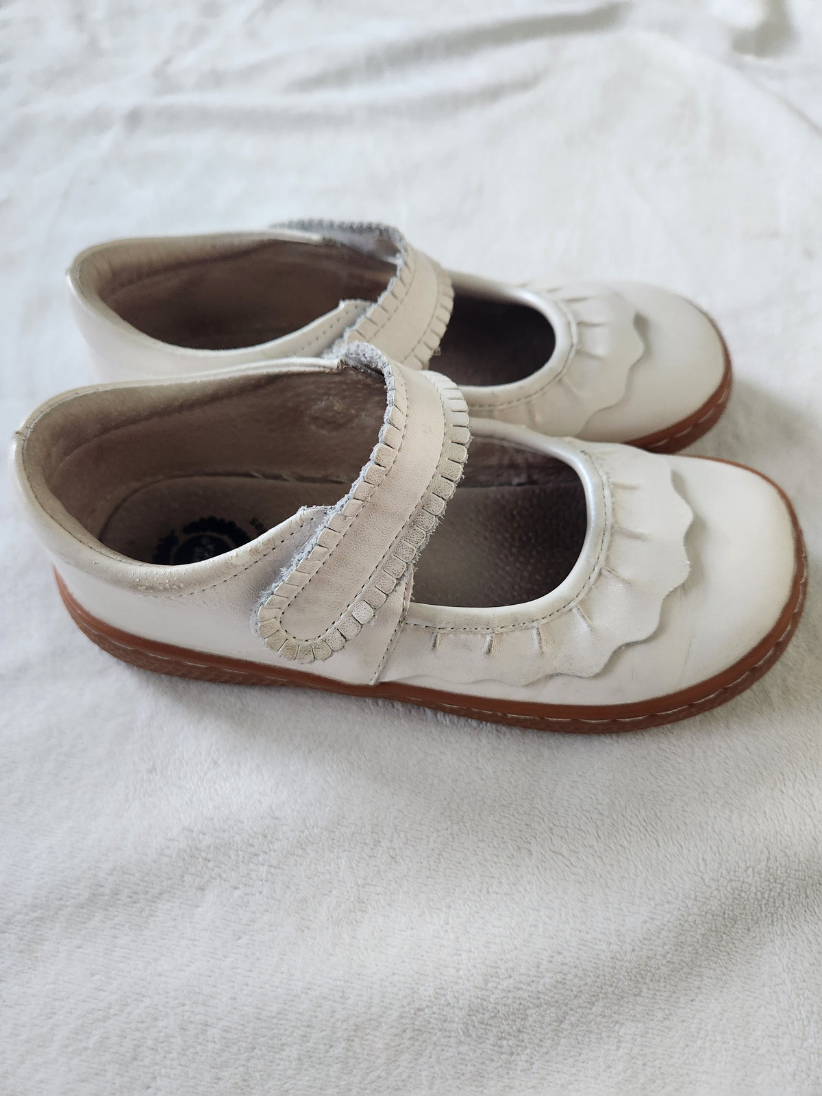 #167 Livie & Luca Girls Ruche White Pearl Mary Jane Shoes
