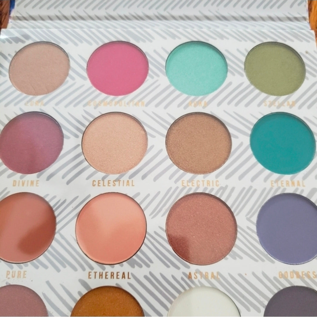 #167 NWT KALEIDOSCOPE Color Story Eyeshadow Palette