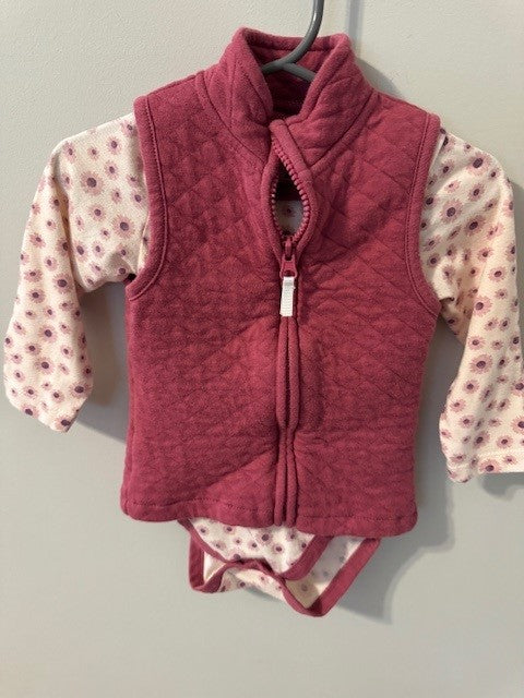 Seller #141 Chick Pea Bodysuit and Vest solid GUC size 18M SR