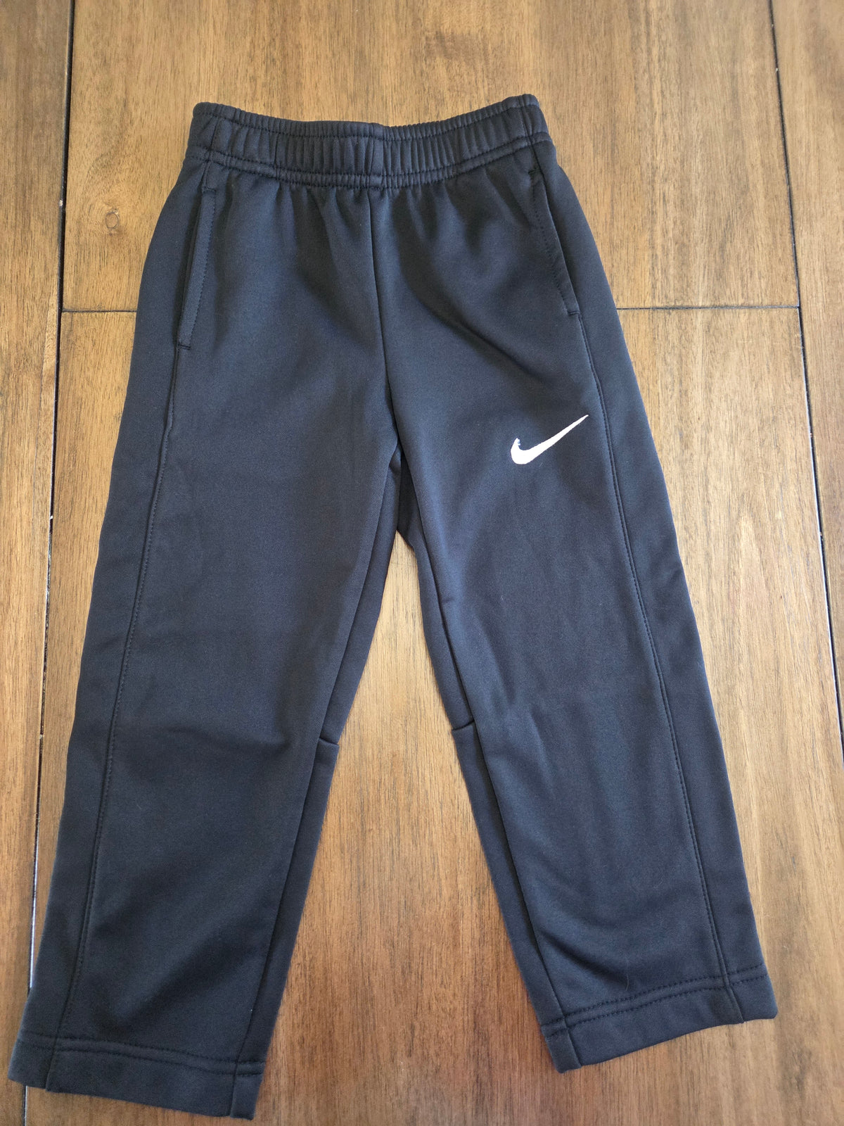 Seller 188 boys nike dry fit pants size 3T