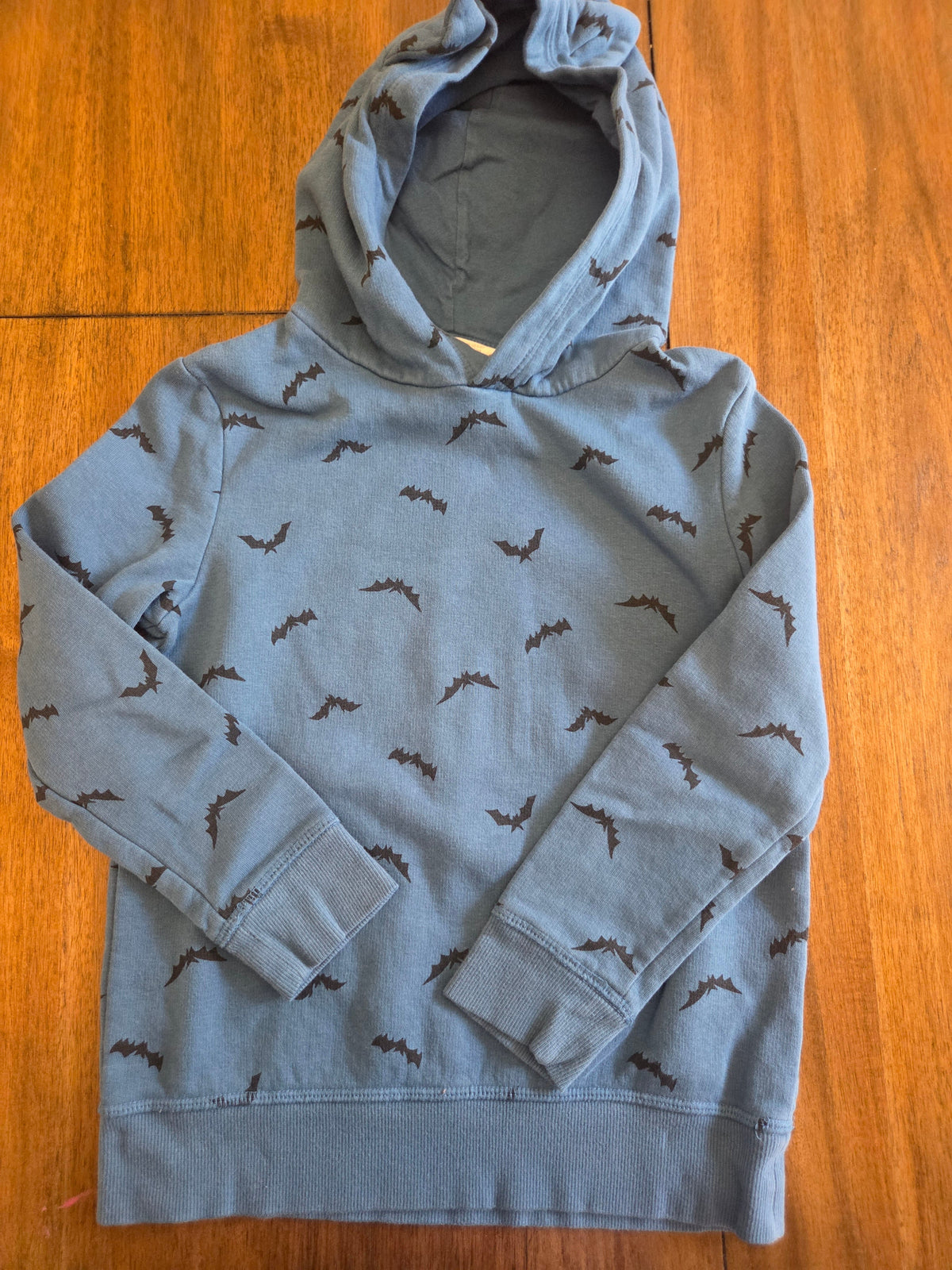 Seller 188 boys halloween tops size 6