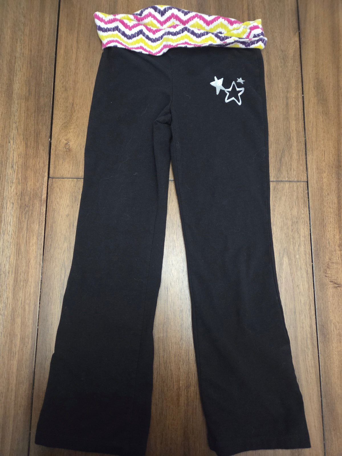 Seller 188 girls size 7 top and pants bundle