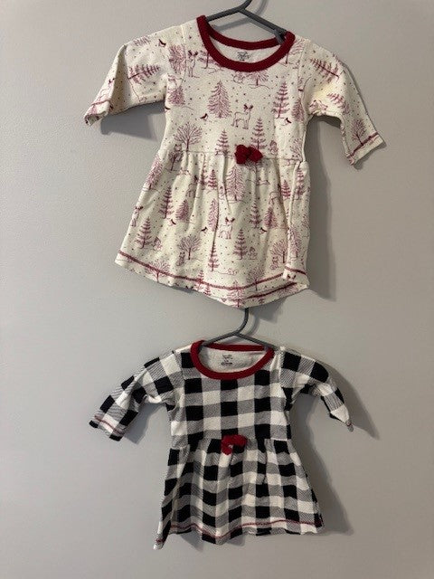 Seller #141 Christmas Dress Set of 2 size 0-3M SR