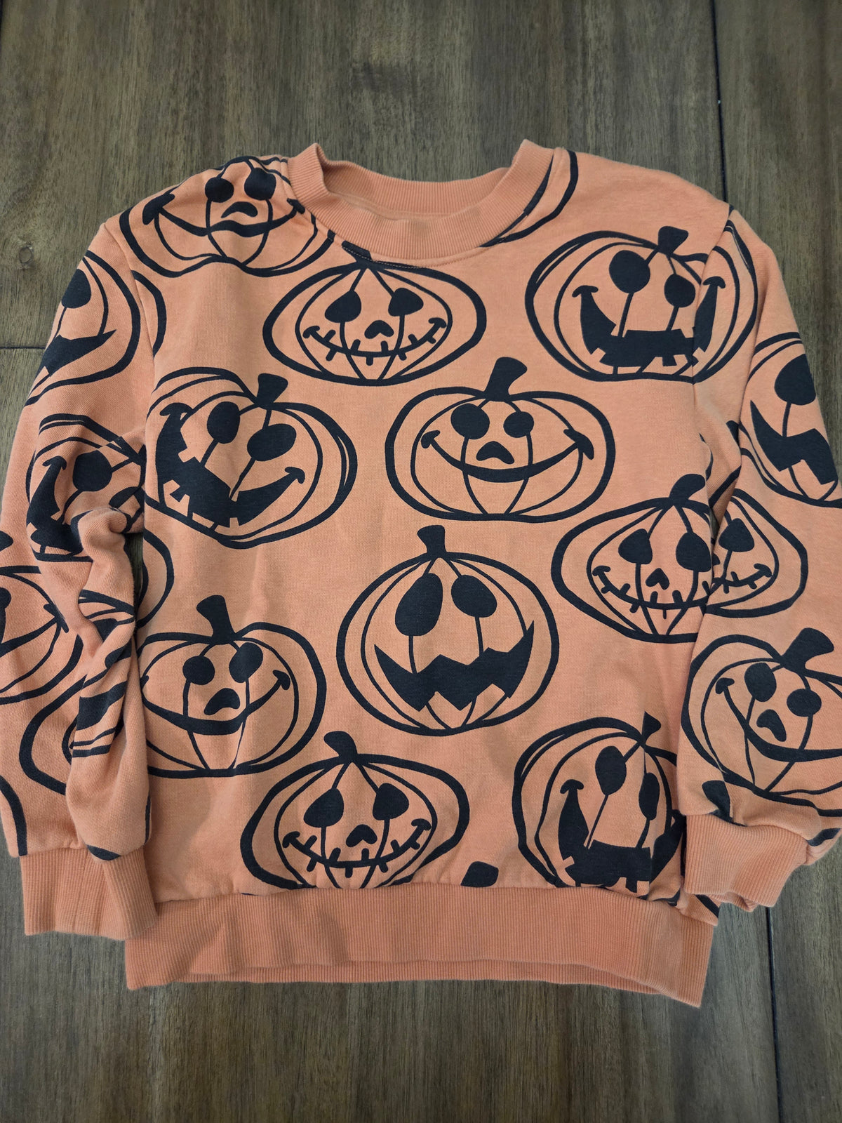 Seller 188 Boys 6/7 H&M Halloween sweater
