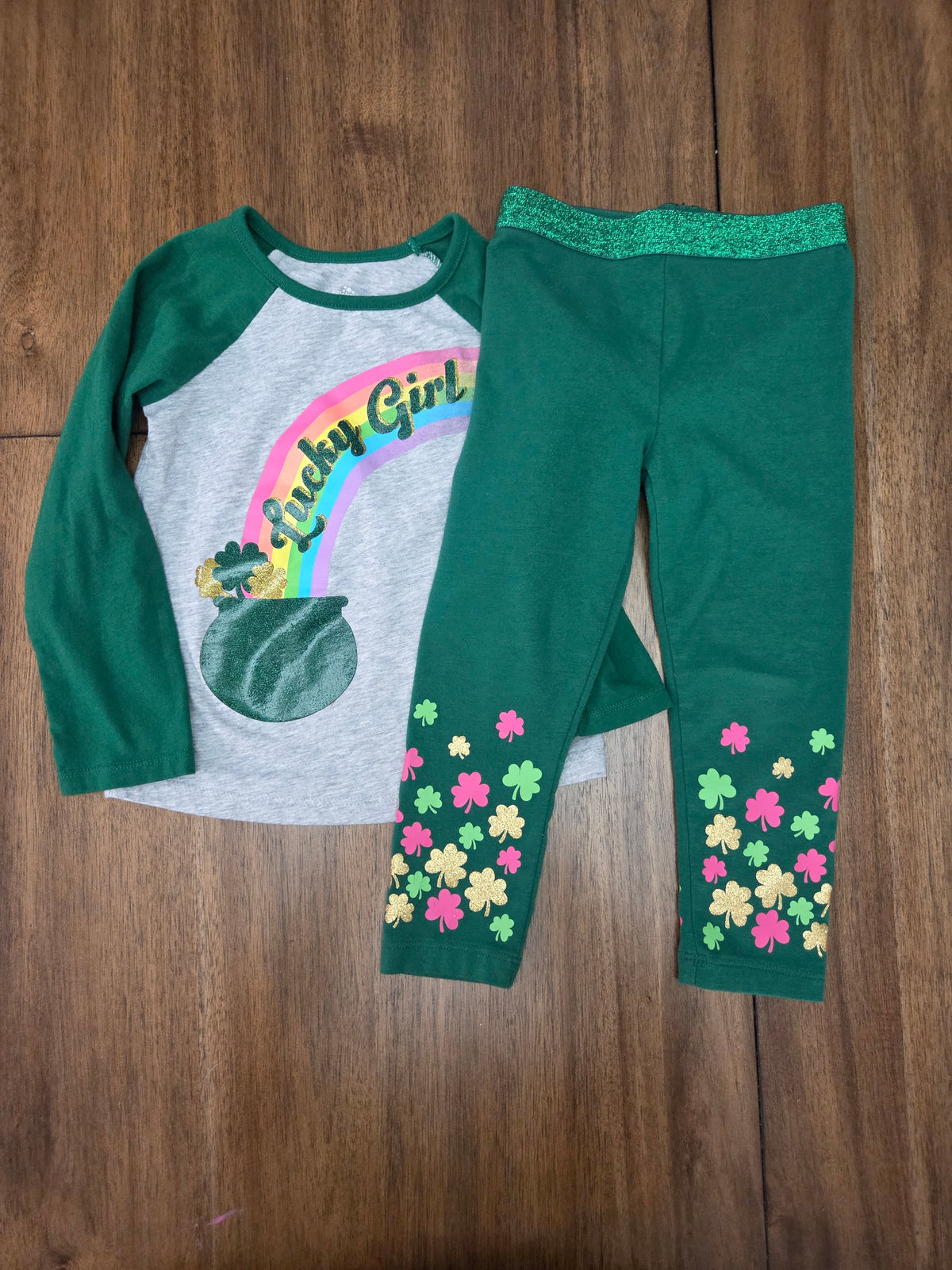 Seller 188 girls st patricks day outfit size 3T