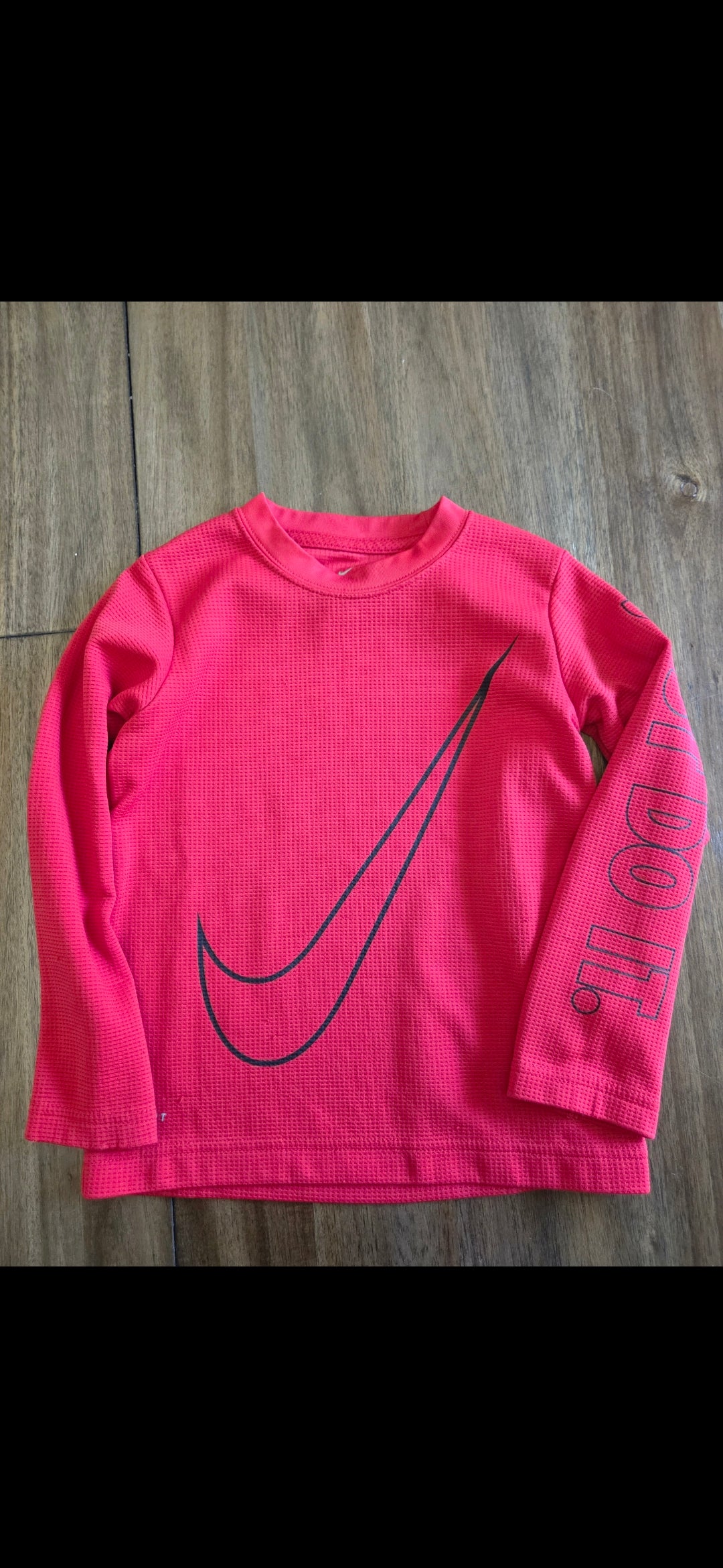 Seller 188 boys red Nike ans black xersion top size 6/7