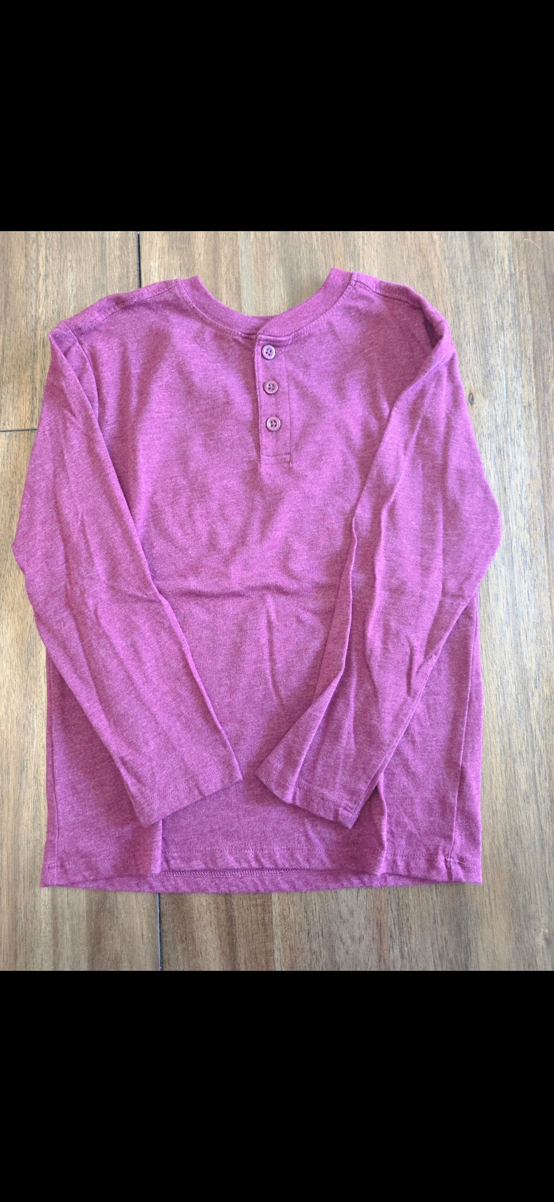 Seller 188 boys Henley size 6/7