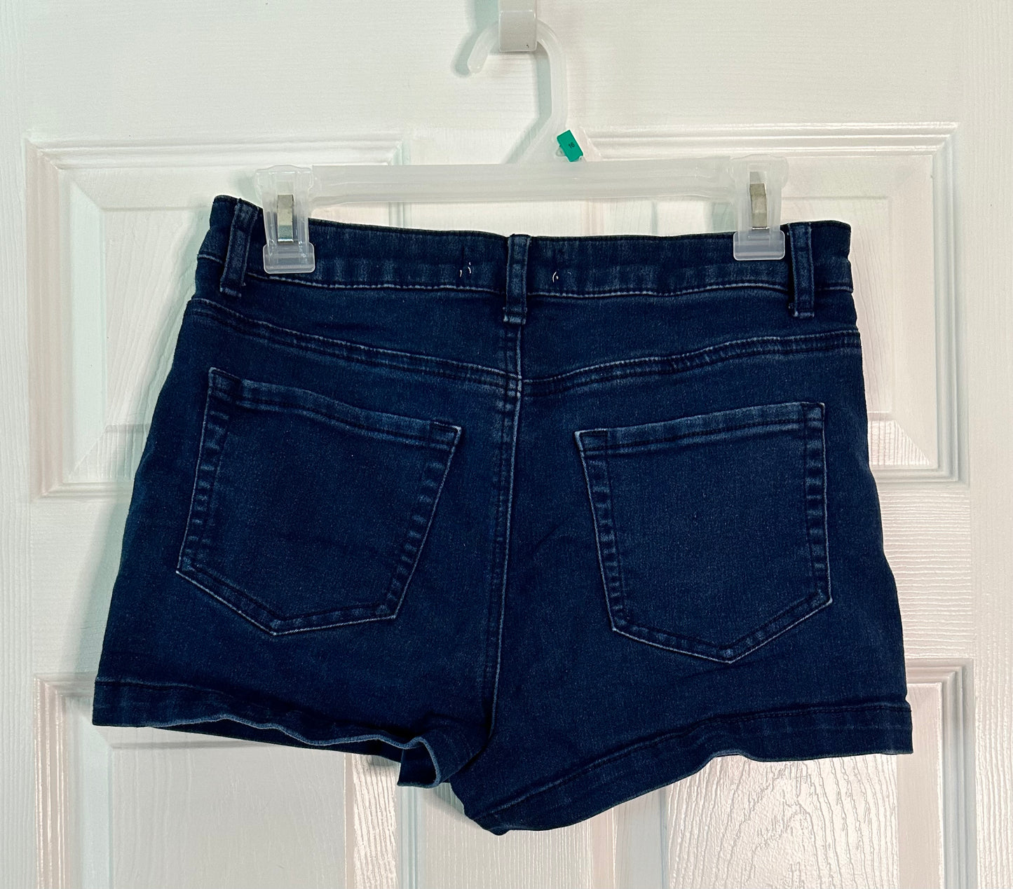 Forever 21 Size 28/M High Waisted Shorts