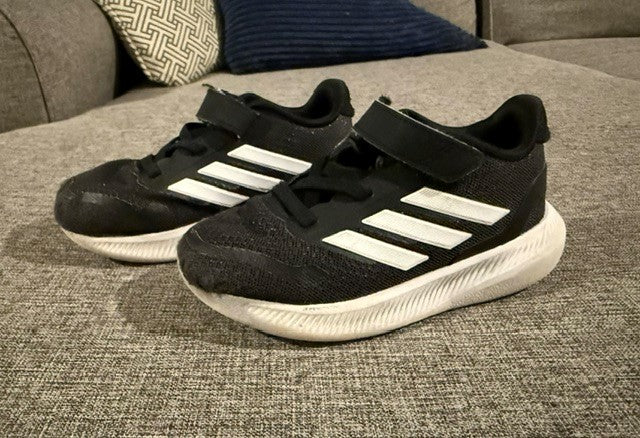 Seller #179 | ADIDAS Boys Gym Shoes | Toddler 9K