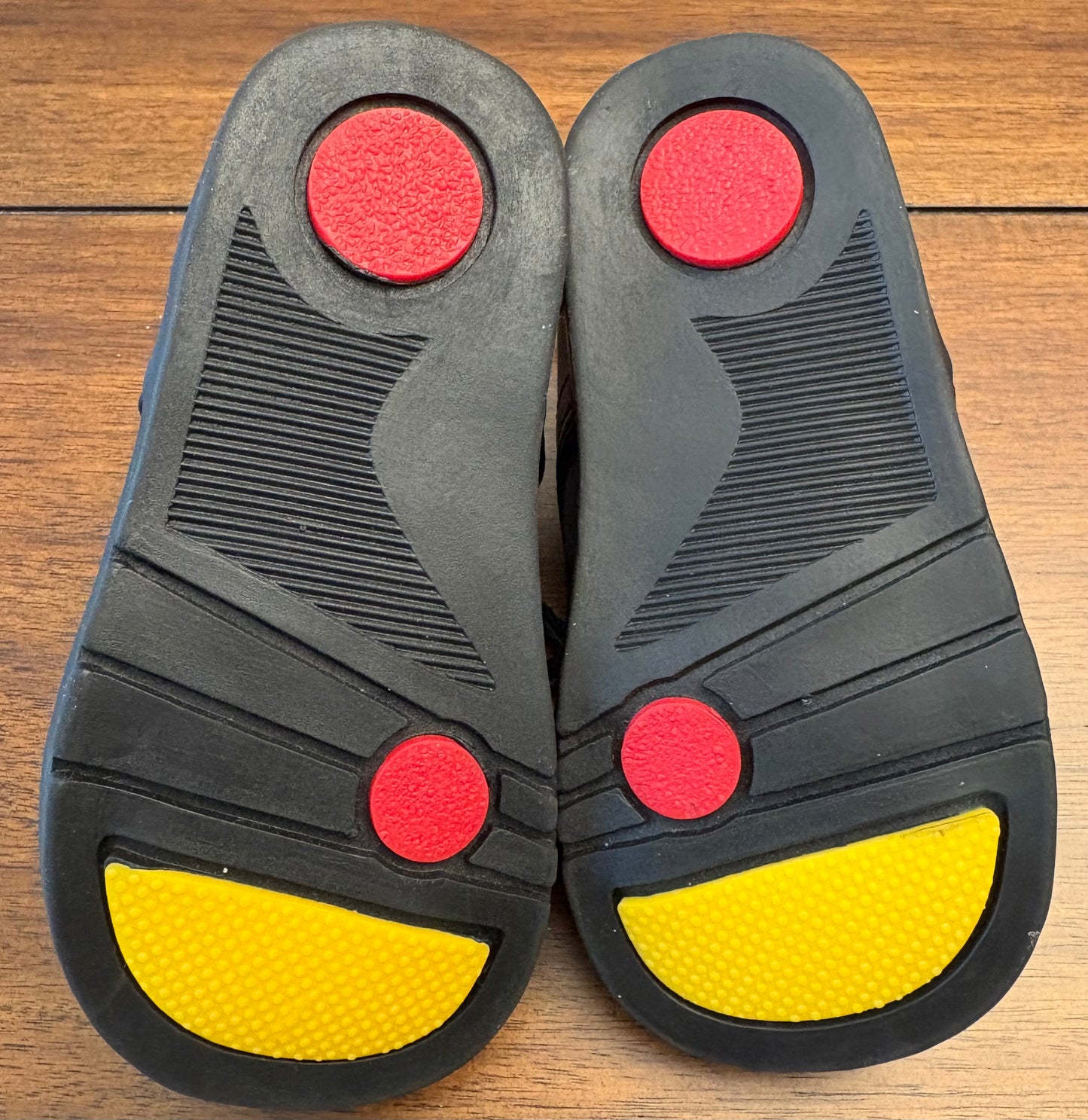 Seller #210 Tender Toes Boys Size 5 Black Leather Tie Dress Shoes